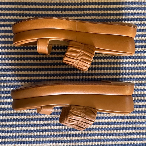 Marion Parke Margo Dual-Band Wedge Platform Sandals 37 1/2 - Picture 4 of 6